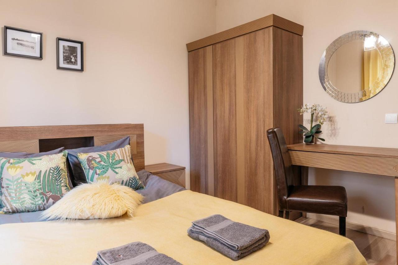 Wawel Apartments - Loftaffair Краков Экстерьер фото